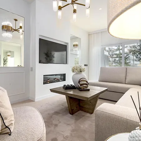 Lägenhet Luxurious With Community Pool & Balcony In Puerto Banus *